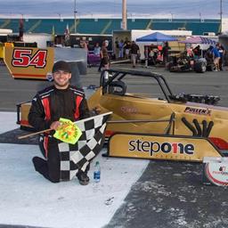Camden Proud Captures Novelis Supermodified &#39;Rookie of the Year&#39; Award