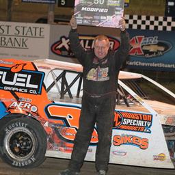 Shryock Shines in Modified Classic