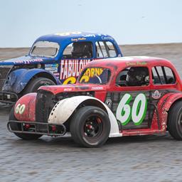 PAPKE CAPTURES HIS FIRST VICTORY OF THE SEASON