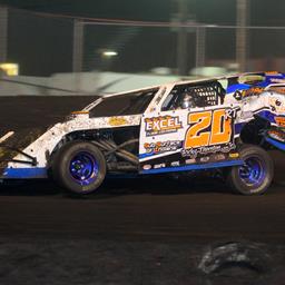 First Super Nationals Modified qualifiers go to Laney, Thornton