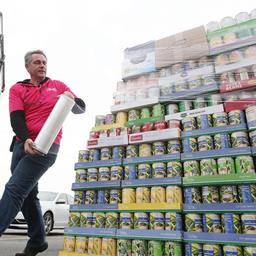 WSOY Food Drive