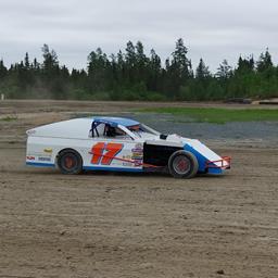 Thirteen Cars Attend First Practice at LOW Speedway