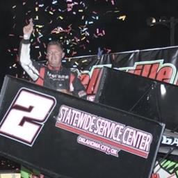 OUT WHITING THEM ALL: Whit Gastineau Storms Back Late to Win the King of the Crossroads | 7th Annual Belleville 305 Nationals