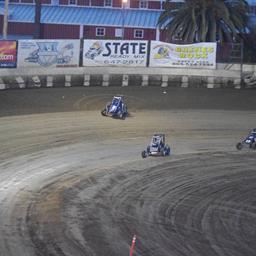 Gardner Defeats Swanson in Battle at the Beach