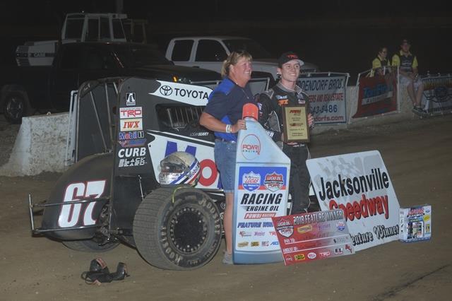 Seavey Victorious in Barlow Memorial at Jacksonville Speedway