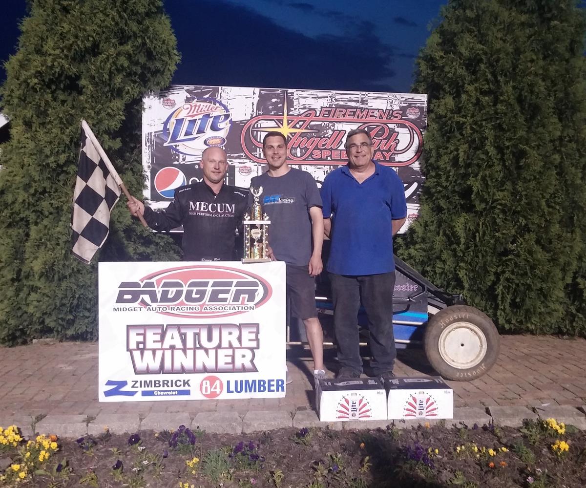"Ray repeats at Angell Park" "Probst captures The Badger State Midget Showdown Crown”