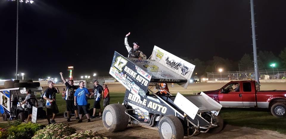 Balog Dominates Winged While Egan Scores First Ever wingLESS Victory