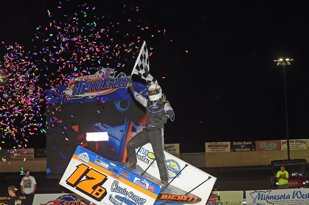 Bickett, Martin and Schriever Charge to Victory Lane at Jackson Motorplex