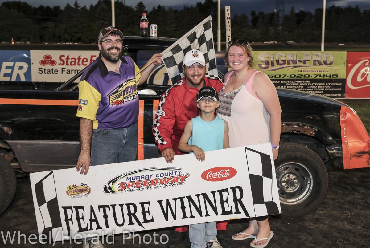 Racing Action at Murray County Speedway