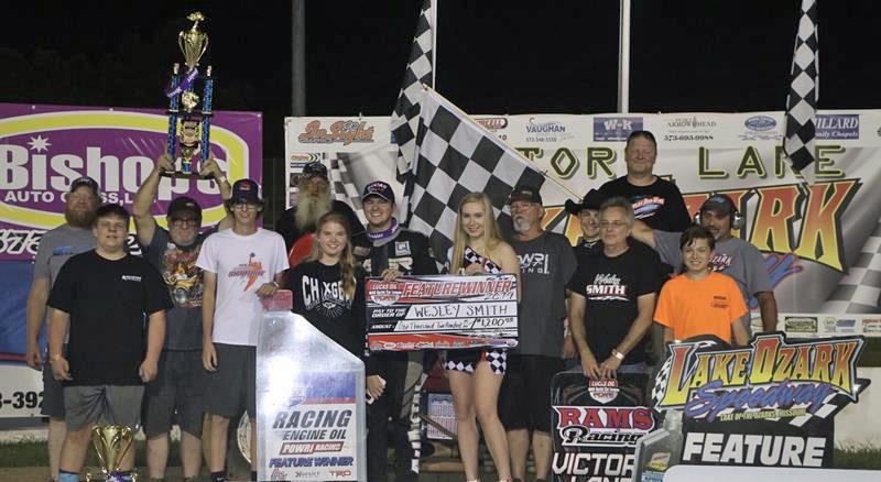 Wesley Smith takes night 1 POWRi WAR Nationals at Lake Ozark Speedway