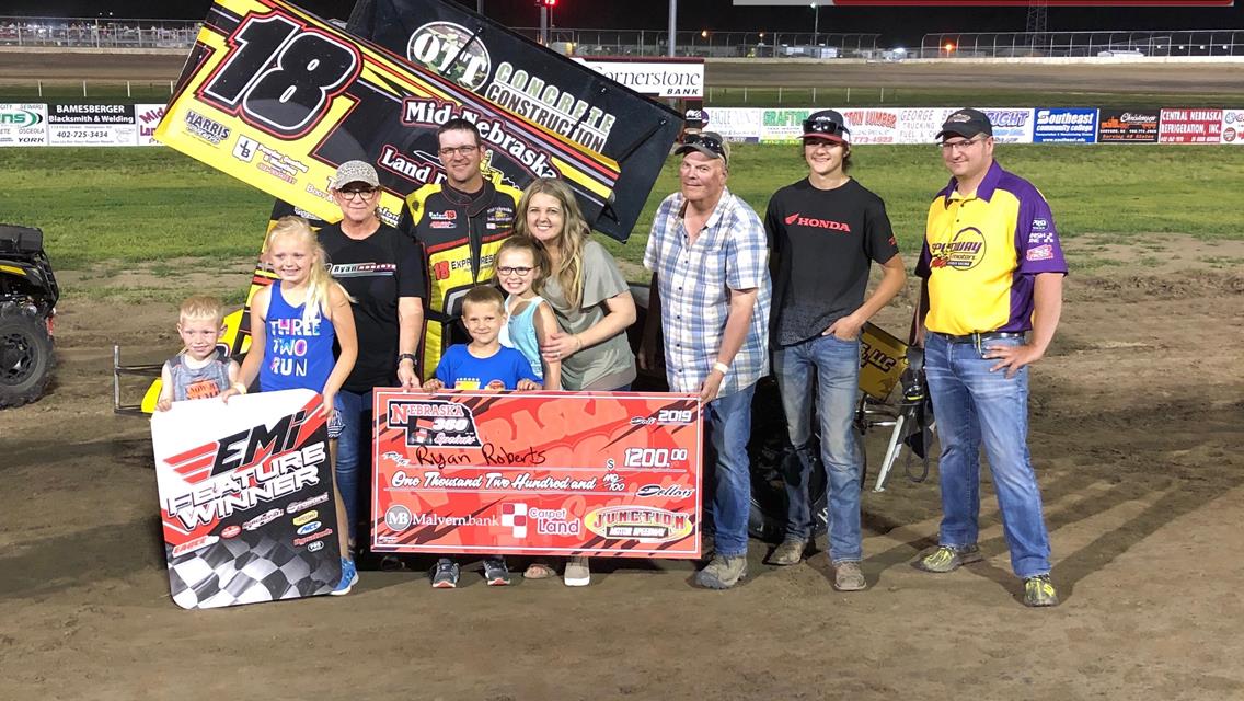 Ryan Roberts Dominates Feature at Junction Motor Speedway!