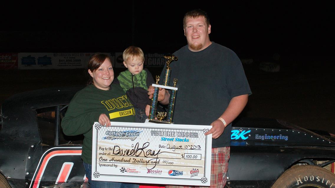 Linder, Winebarger, And Ray Victorious At Welt &amp; Welt Night