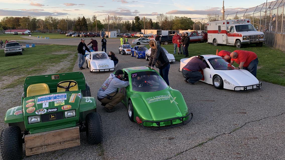 SURGENER WINS AT CORRIGAN OIL SPEEDAY, MI