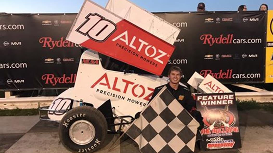 Truscinski Racing Triumphs