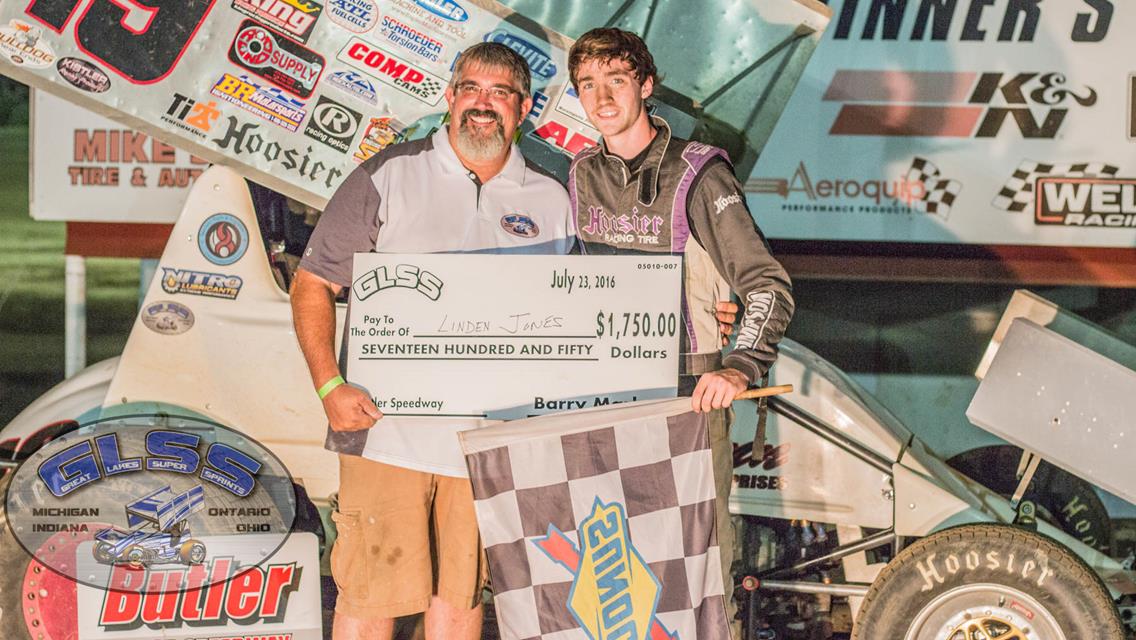 Linden Jones Passes on the Front Stretch for First Ever Feature Win
