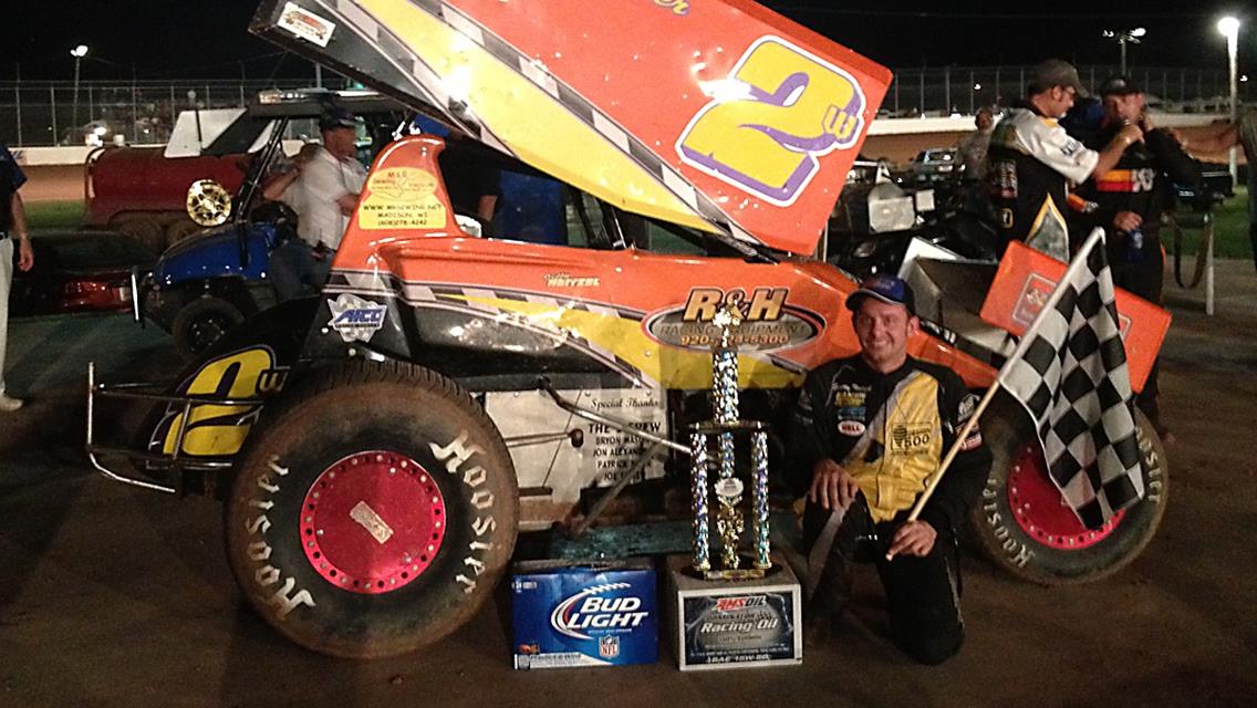 FINAL ‘ROAD TRIP WEEKEND’ TAKES BUMPER TO BUMPER IRA OUTLAW SPRINTS TO AMSOIL SPEEDWAY AND CEDAR LAKE SPEEDWAY!