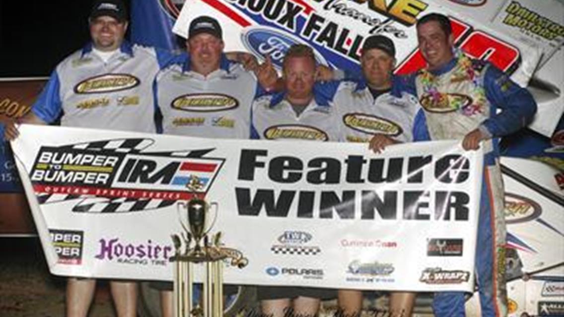 The Lunstra Motorsports crew in vicotry lane at Cedar Lake