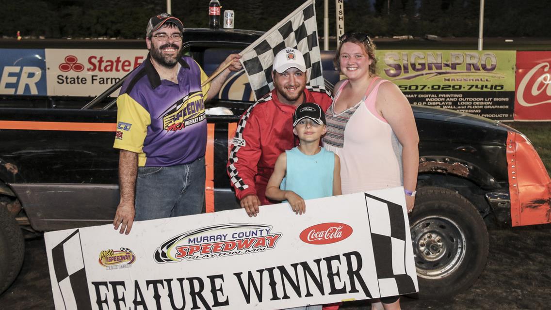 Racing Action at Murray County Speedway
