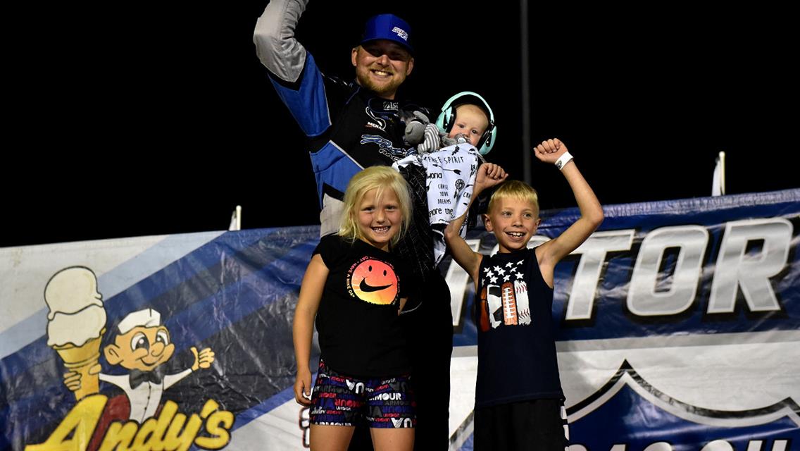 Vaught sweeps MLRA weekend at Lake Ozark Speedway