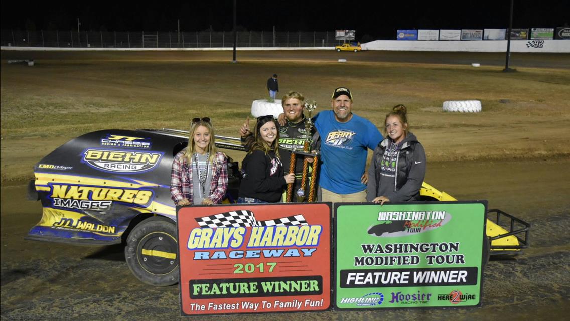 Nick Trenchard Wins Third NW Modified Nationals!