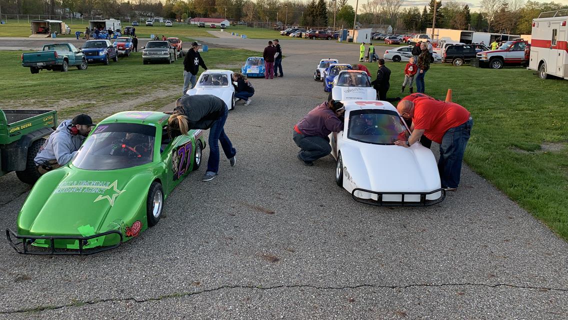SURGENER WINS AT CORRIGAN OIL SPEEDAY, MI