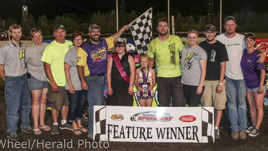Racing Action at Murray County Speedway
