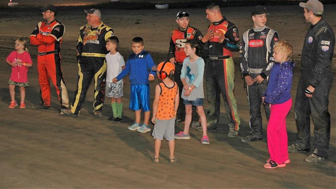 DAGGETT HOLDS OFF HORSTMAN FOR 4TH WIN