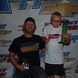 CARTER GOES FROM LAST TO FIRST IN EXCITING FEATURE WIN