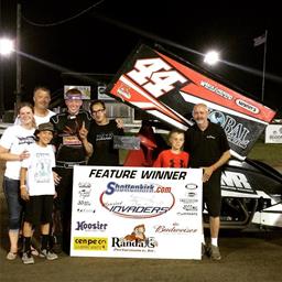 Chris Martin Charges to Victory in Wild Non-Stop 25-Lapper in Quincy